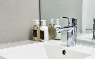 Chrome Finish Grohe Faucets